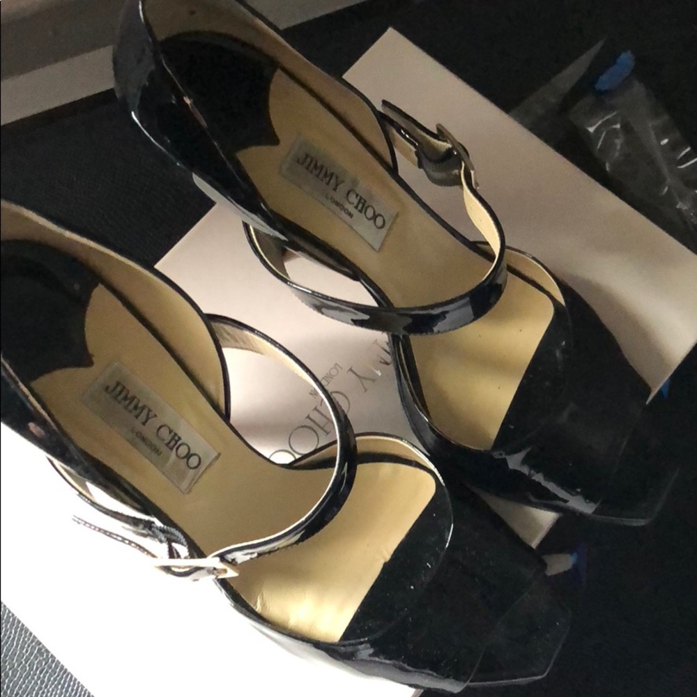 Shoes - Picture 2 of 6